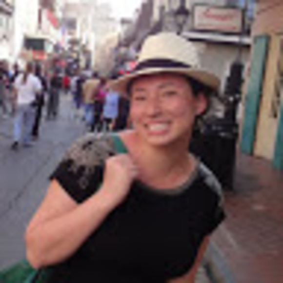 Meet your Posher, Laura - Picture 1 of 1